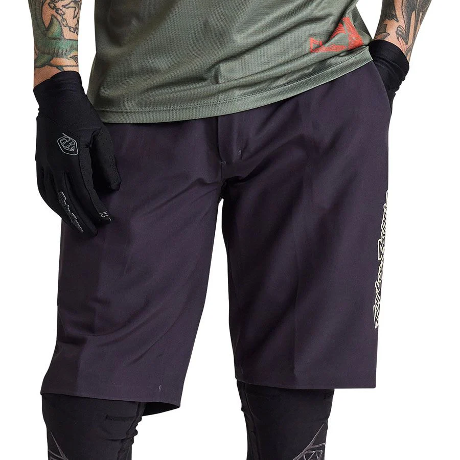 Flowline Superlyte Shorts - Image 8