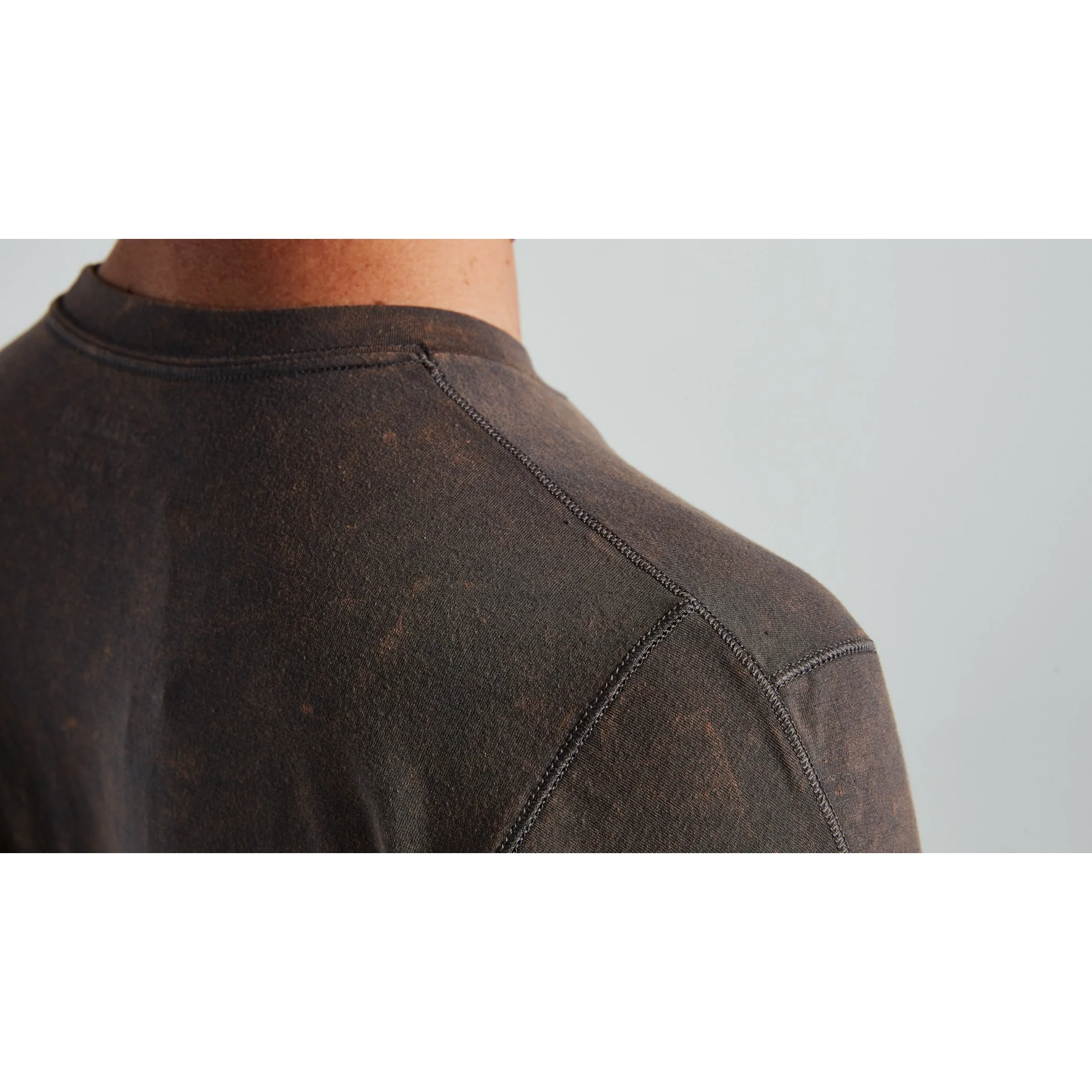 Men's Trail Supima Cotton Mineral Washed Jersey - Image 11