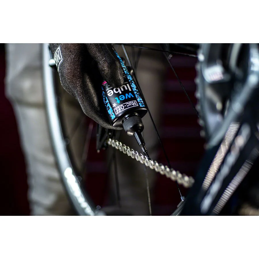 Muc-Off Bio Wet Bike Chain Lube - 1 Liter / Bulk / Workshop Size - Image 3