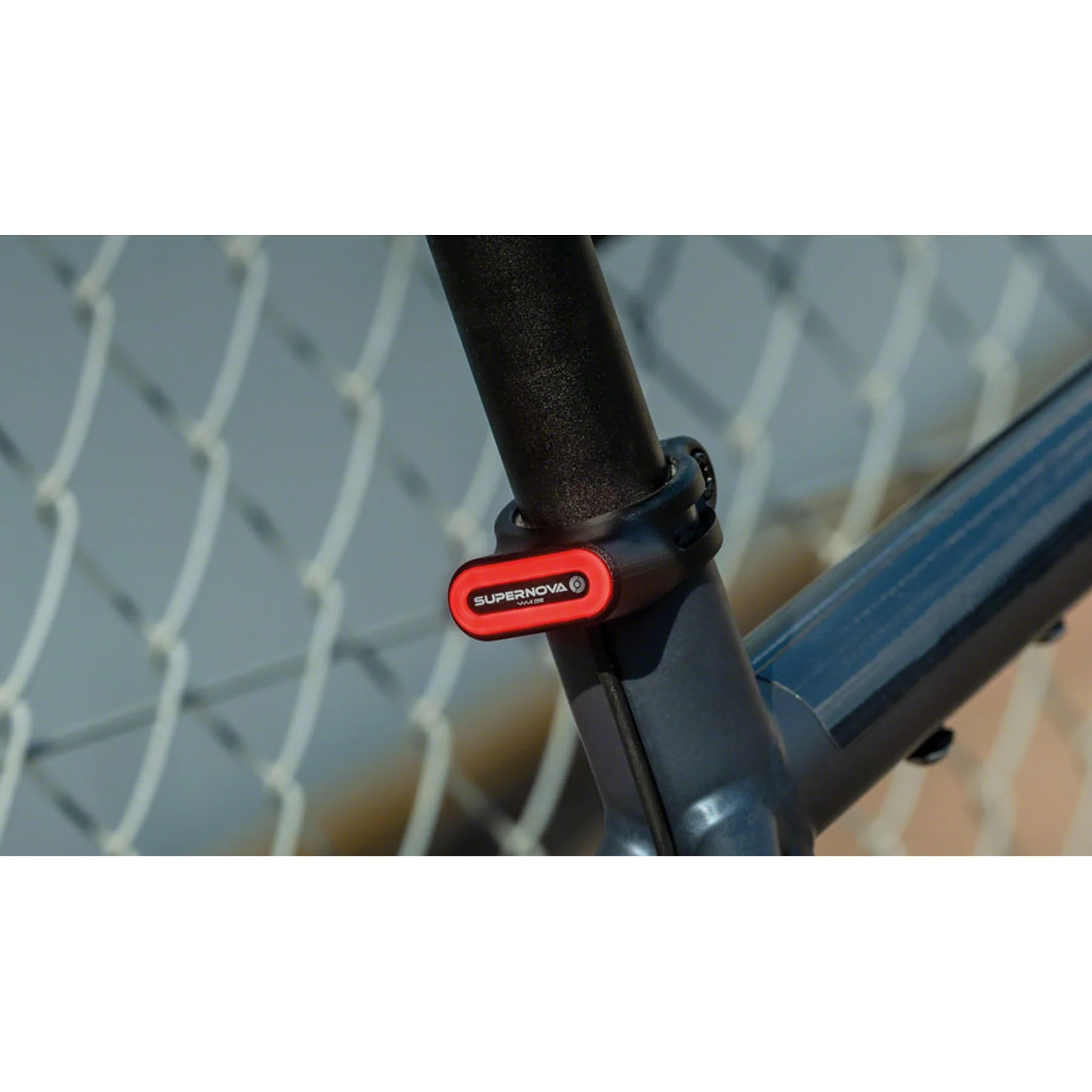 TL3 Mini 6V Seatpost Light - Image 2